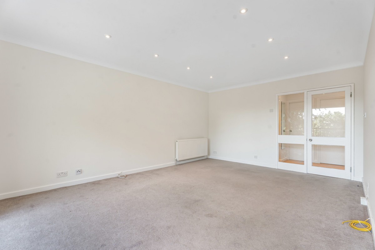 Succombs Place, Warlingham