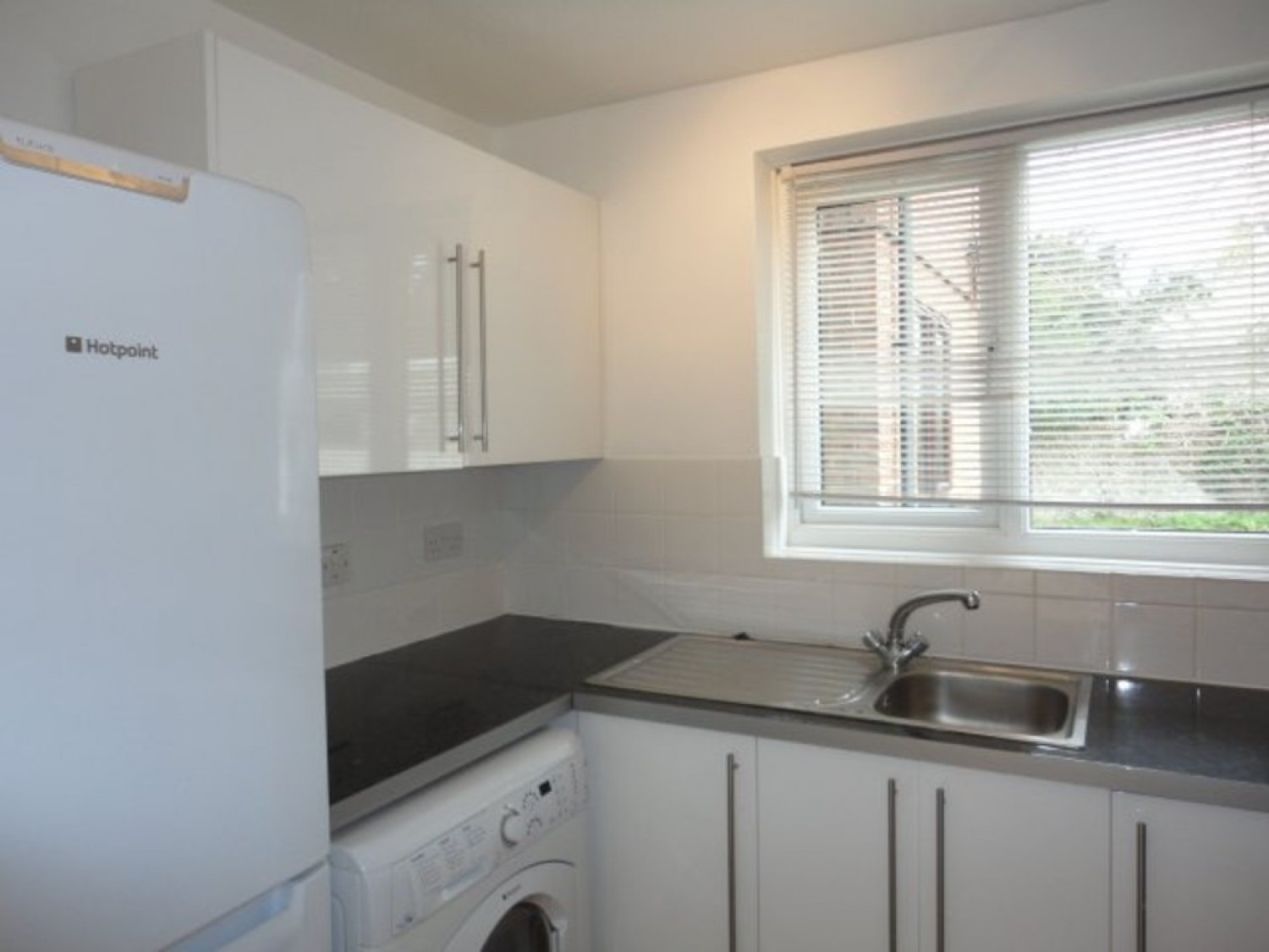 1 bedroom Flat for Letting Lovell Court, Mill Road