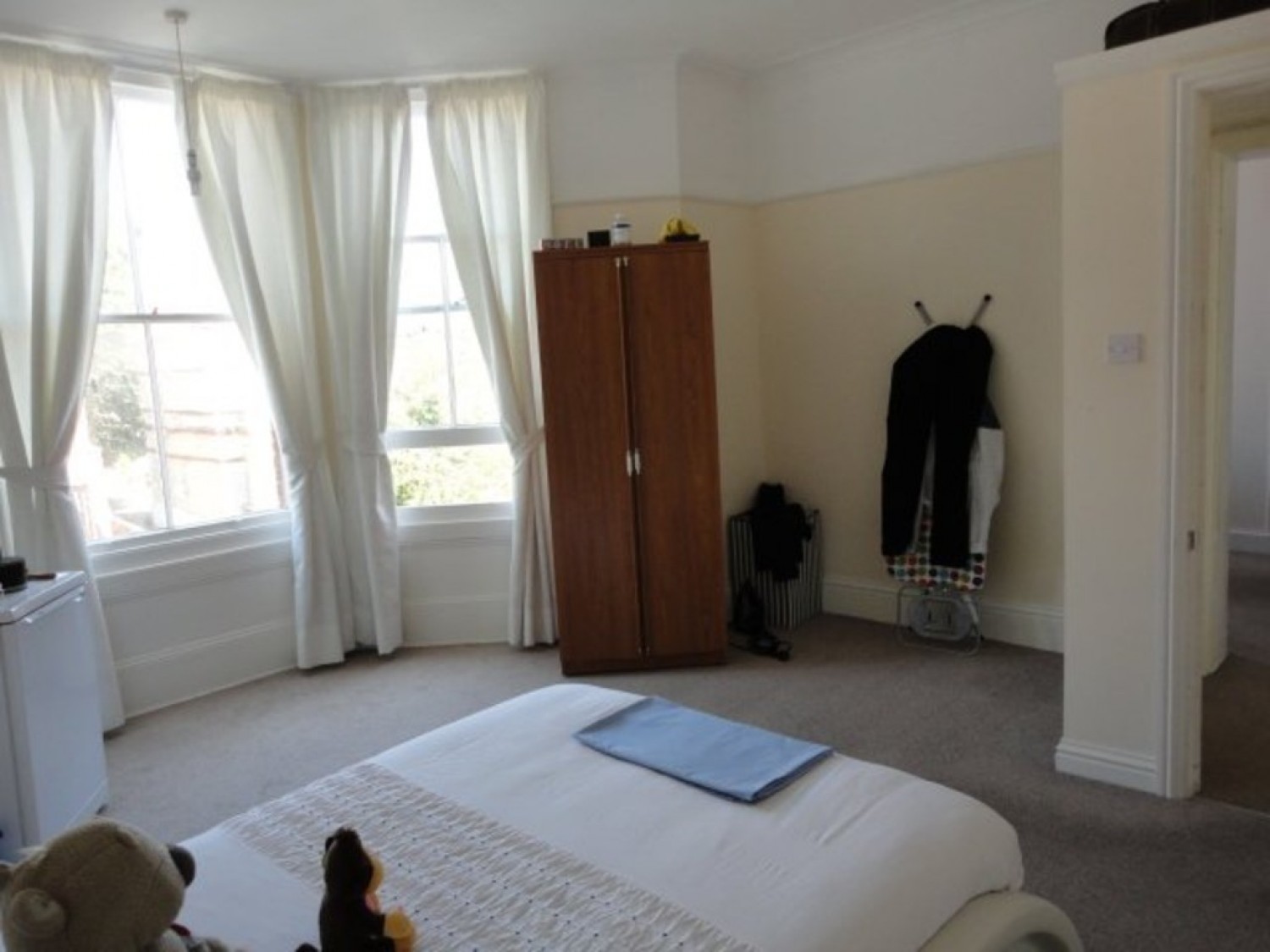 3 bedroom Flat for Sale Blackwater Road, Eastbourne