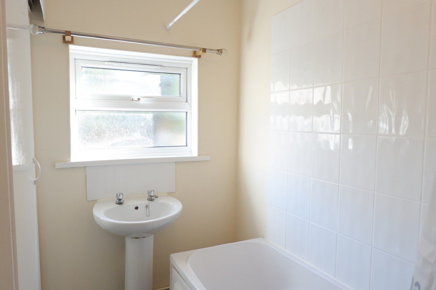 1 bedroom Flat for Sale Belmore Road, Eastbourne