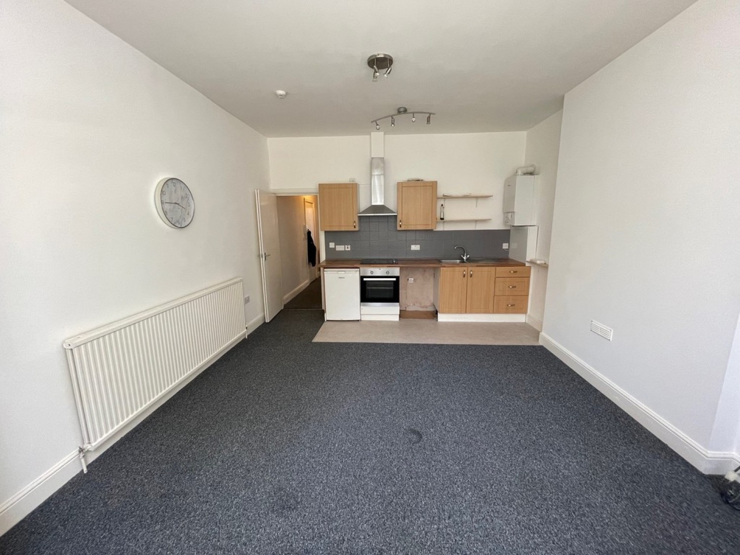 1 bedroom Flat for Letting Pevensey Road