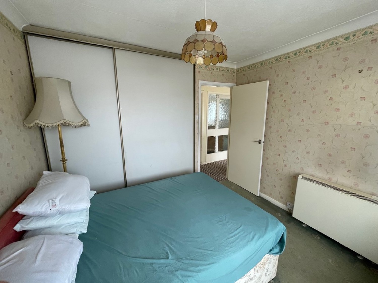 2 bedroom Bungalow for Sale Langney Green