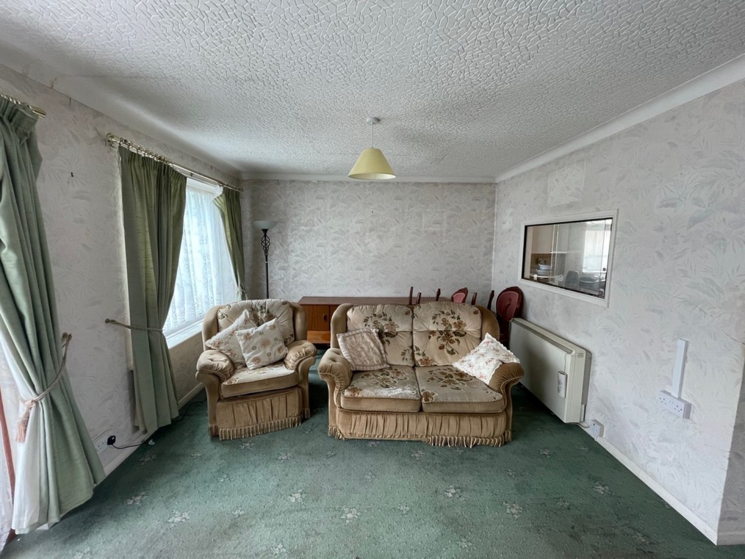 2 bedroom Bungalow for Sale Langney Green