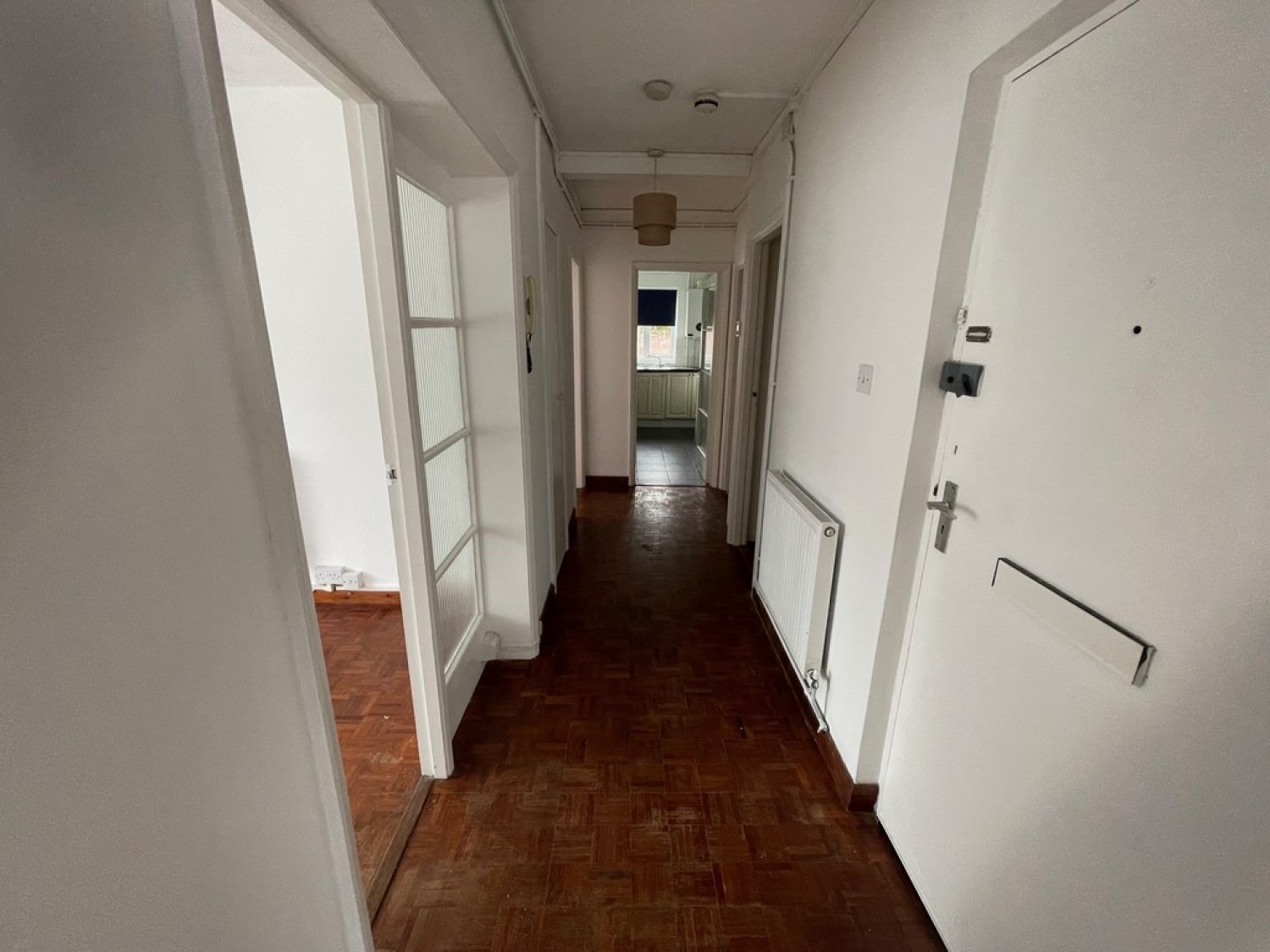 2 bedroom Flat for Sale Carew Road, Eastbourne