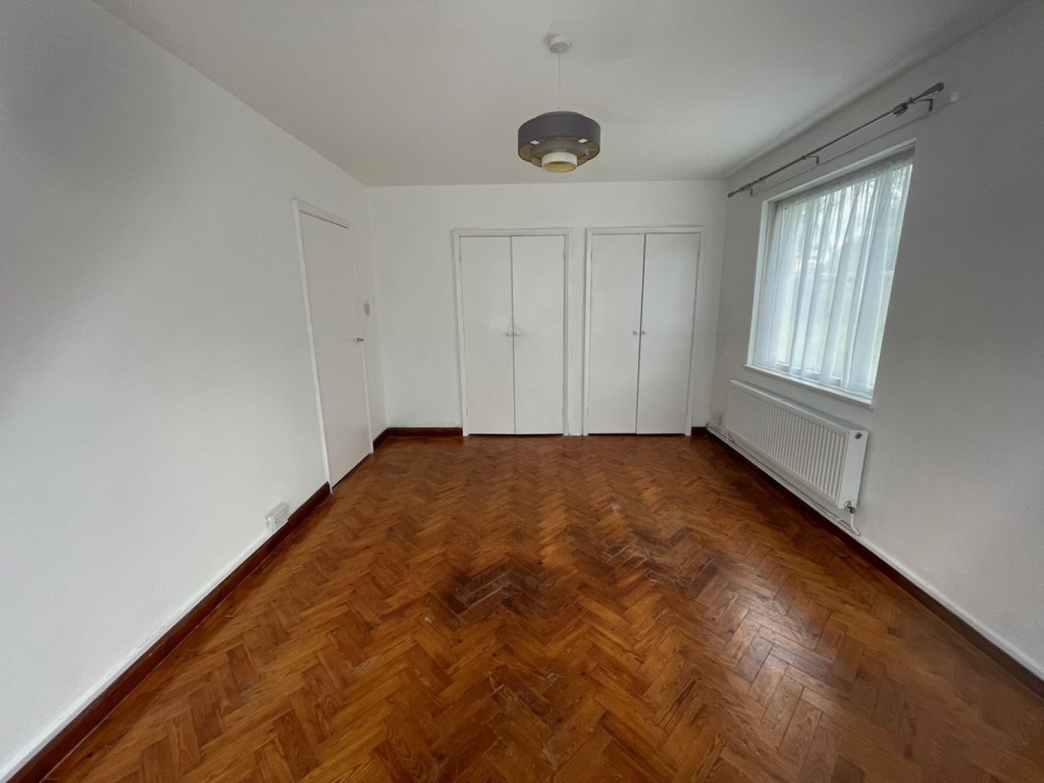 2 bedroom Flat for Sale Carew Road, Eastbourne