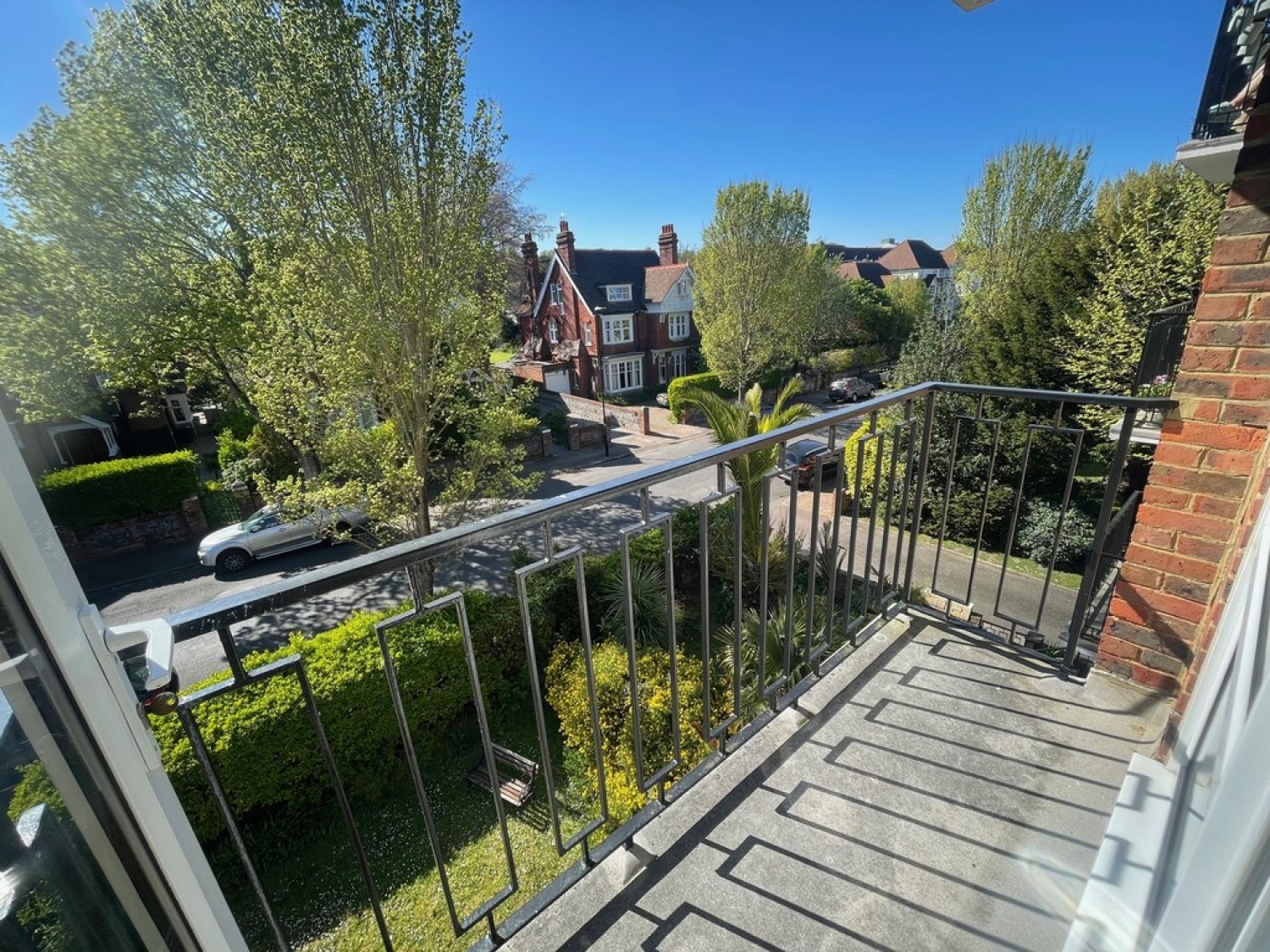 Earlsmead Court, 15 Granville Road