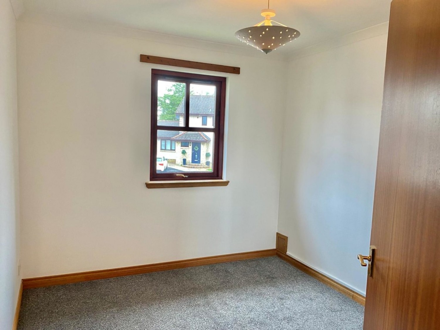 Arthur Court, Cowdenbeath