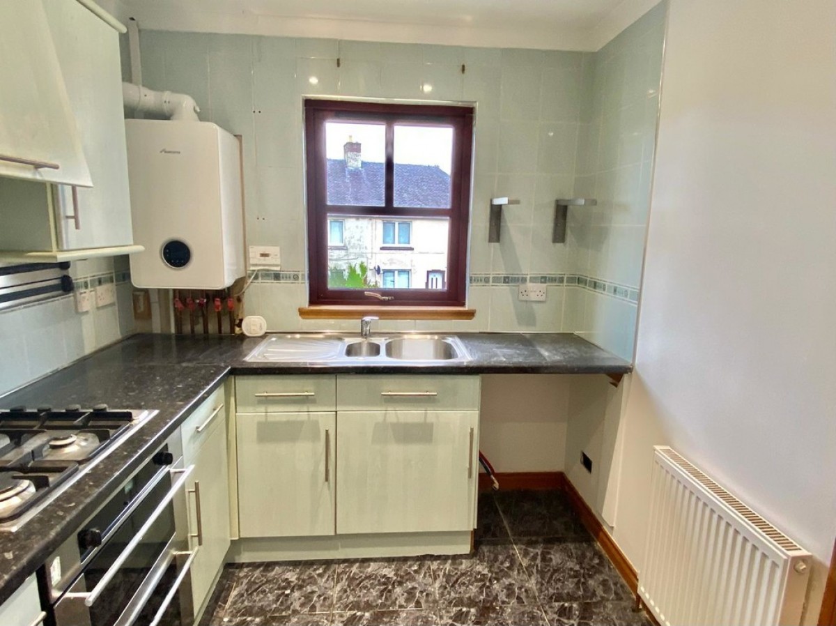 Arthur Court, Cowdenbeath