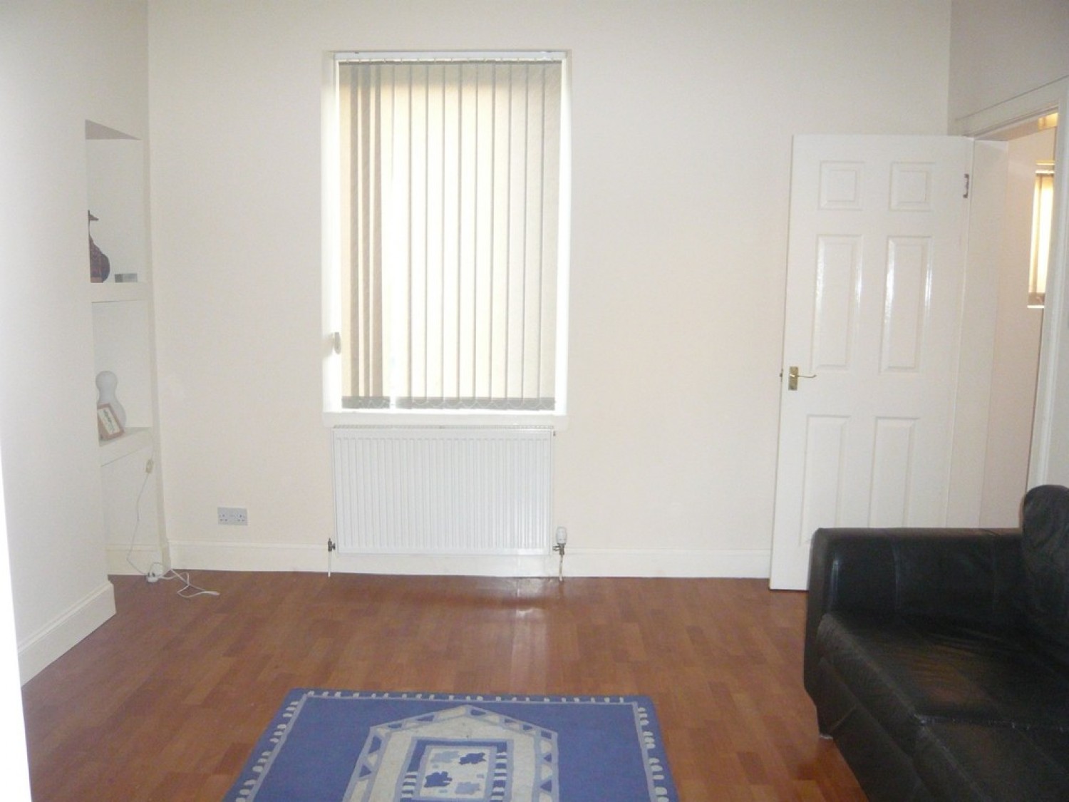 2 bedroom Flat for Letting Buchanan Street, Dunfermline