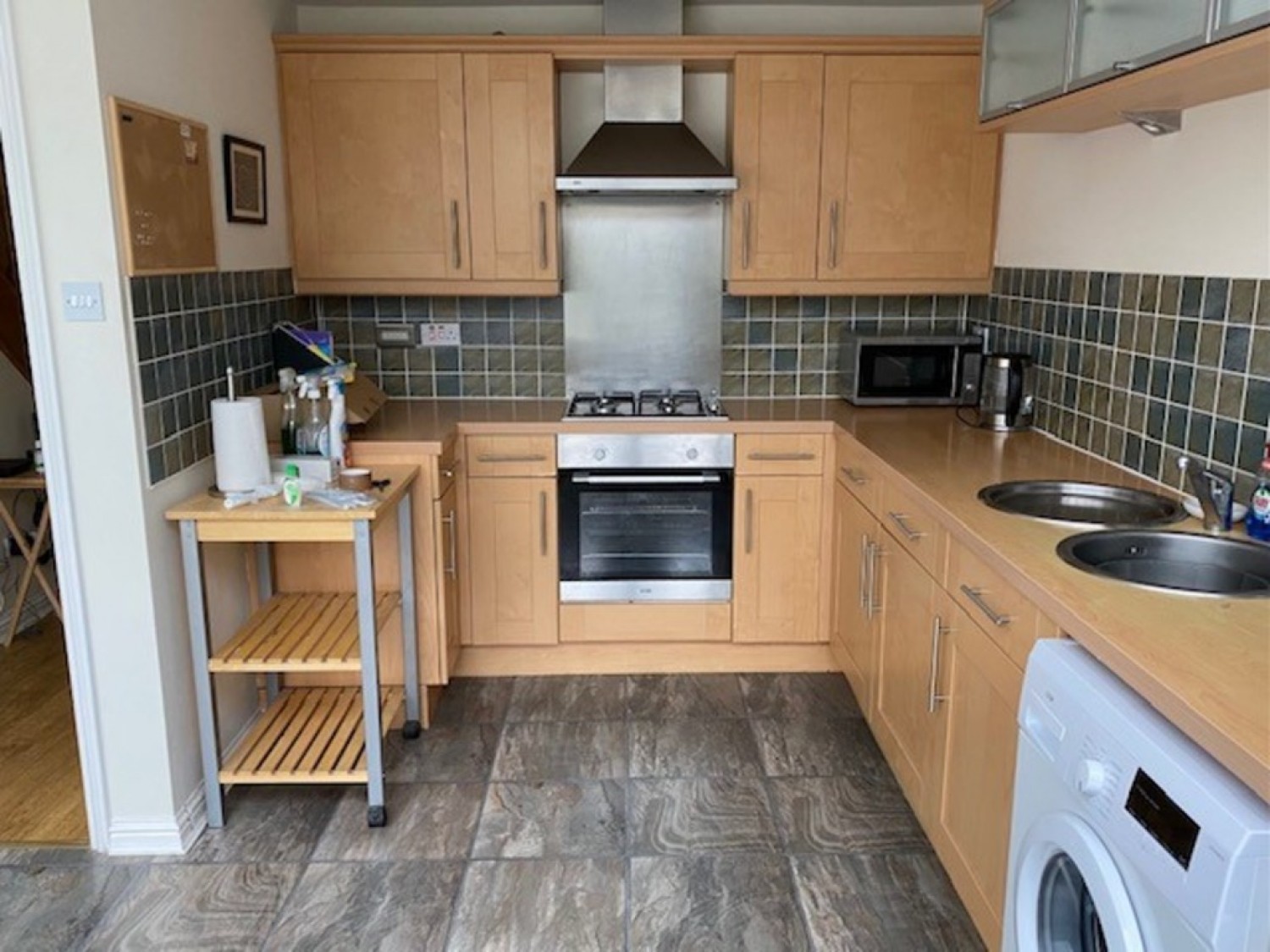 4 bedroom House in Foxglove Neuk, Dunfermline