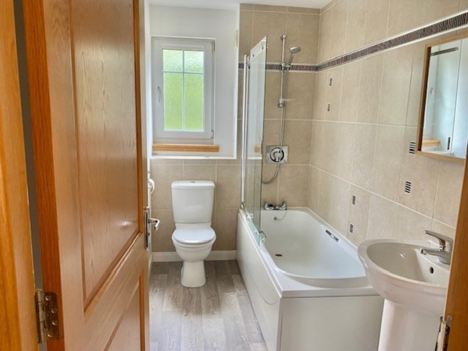 3 bedroom Flat for Letting Croft An Righ, Inverkeithing