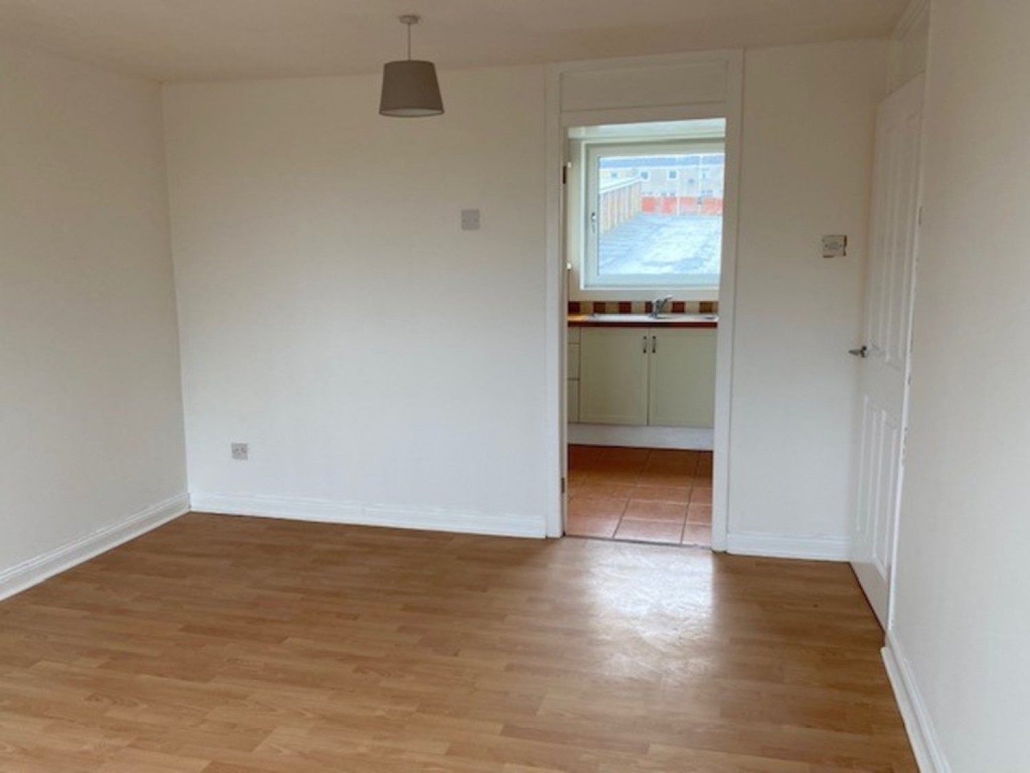 2 bedroom Flat for Letting Peirson Road, Dunfermline