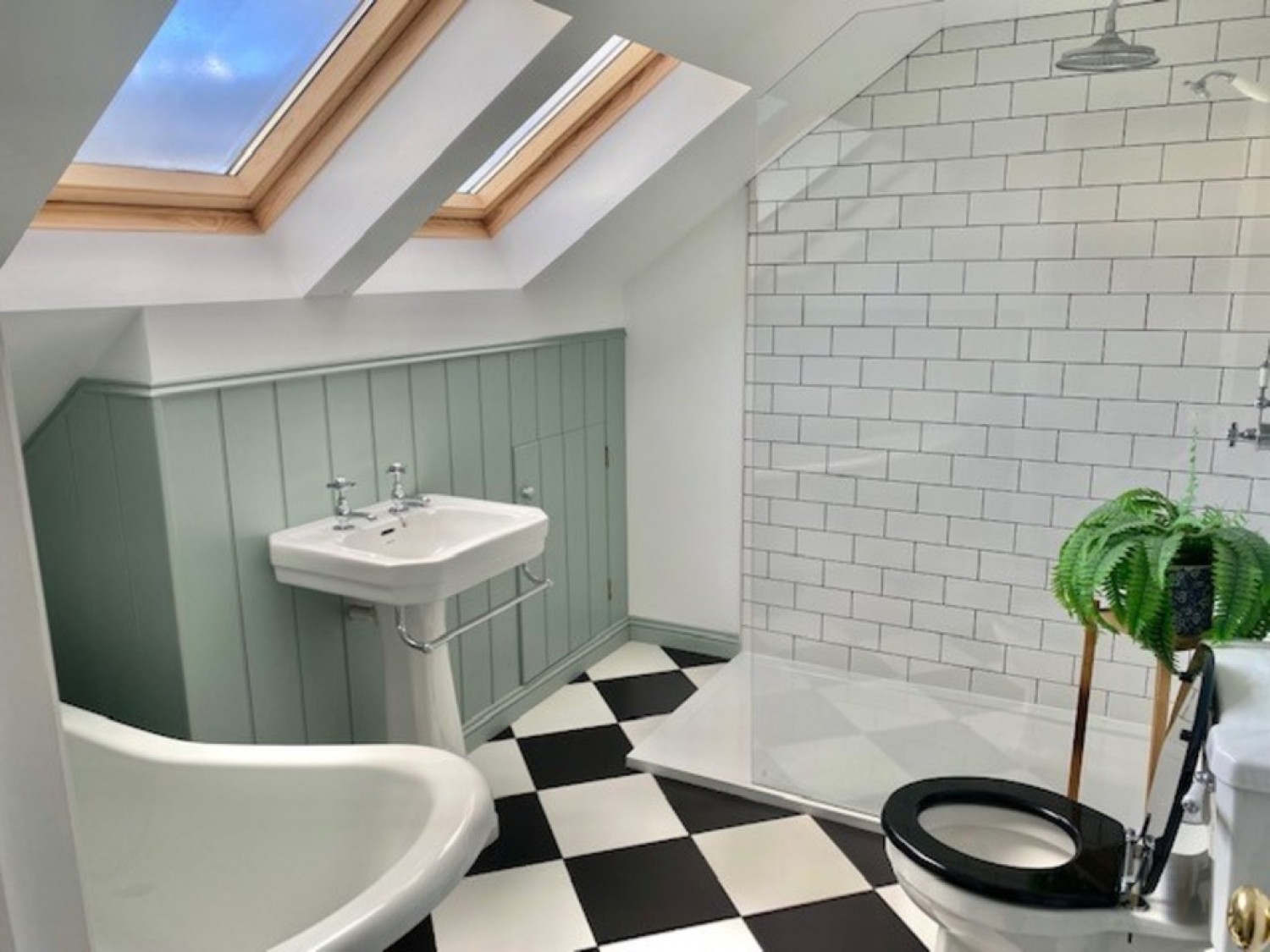 4 bedroom Flat for Letting Dewar Street, Dunfermline