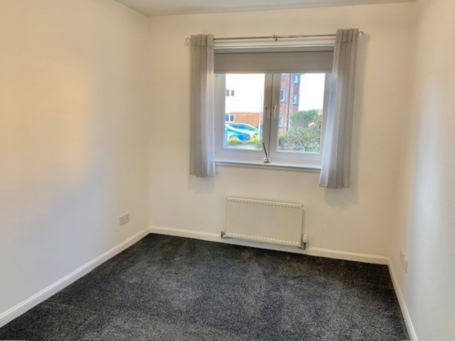 2 bedroom Flat for Letting Fieldfare View, Dunfermline