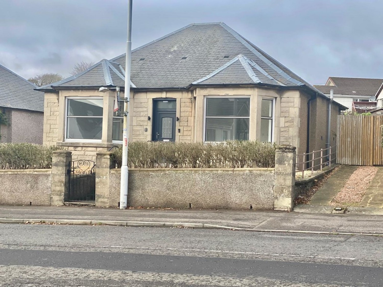 2 bedroom Bungalow in Townhill Road, Dunfermline