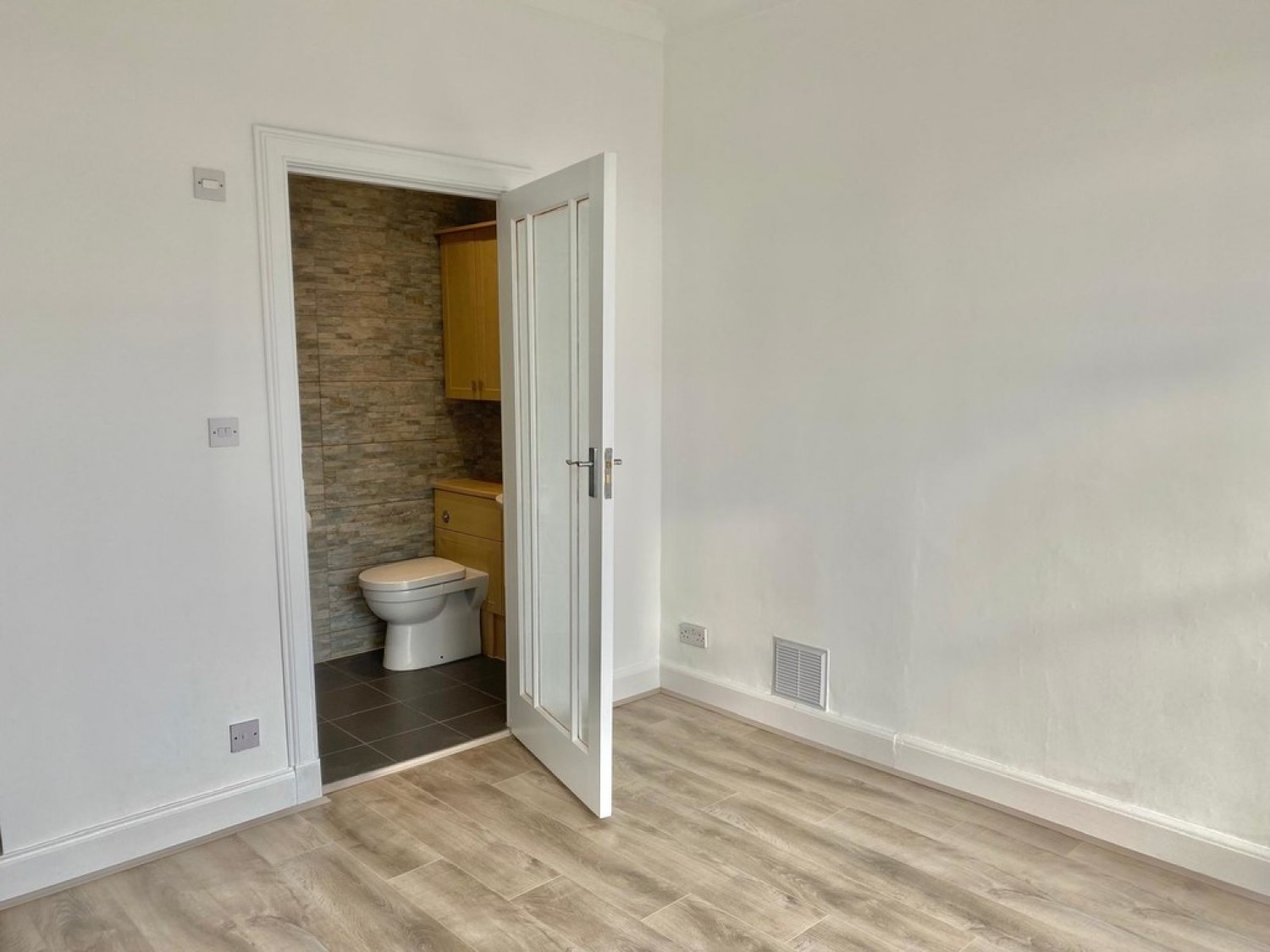 2 bedroom Bungalow in Townhill Road, Dunfermline