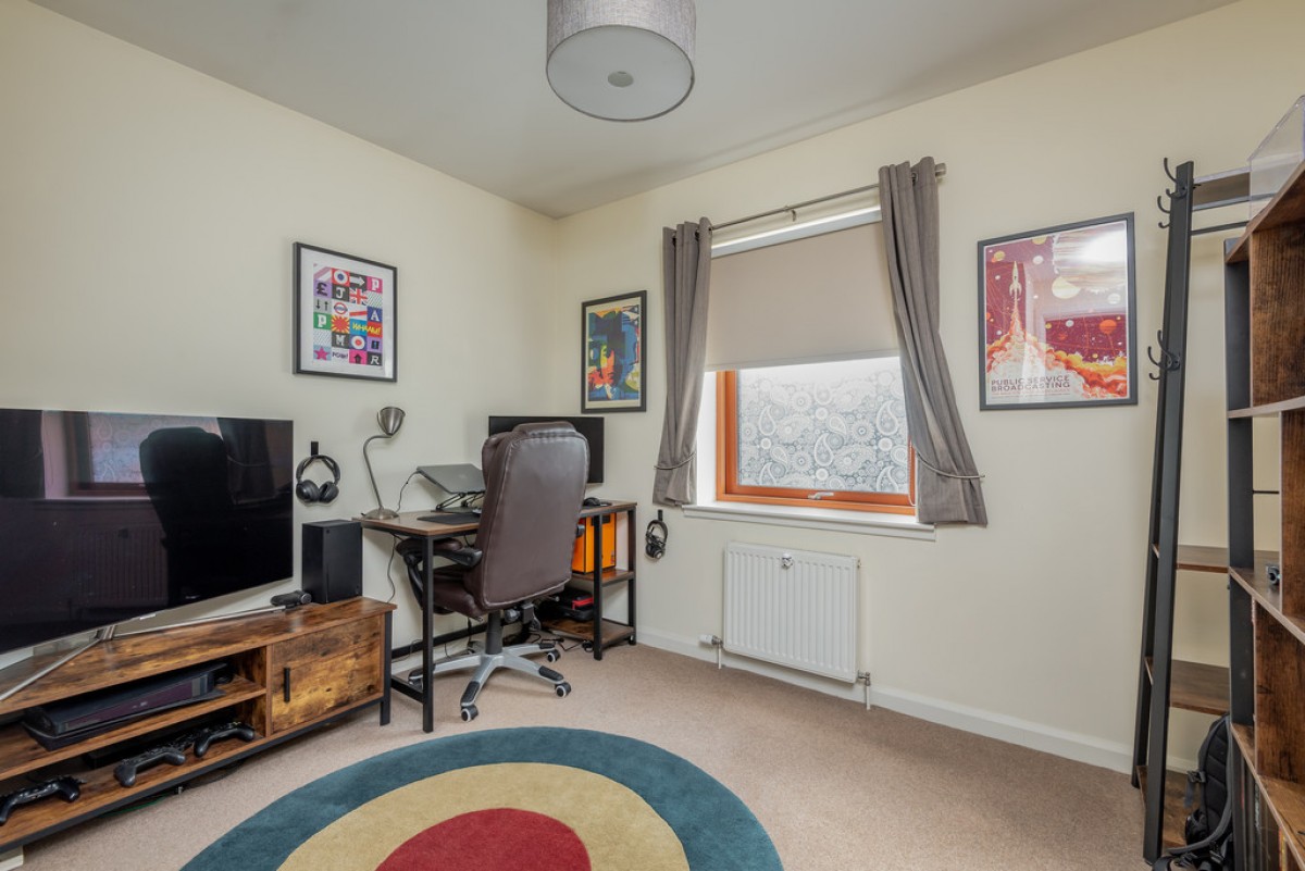 Carneil Gardens, Carnock