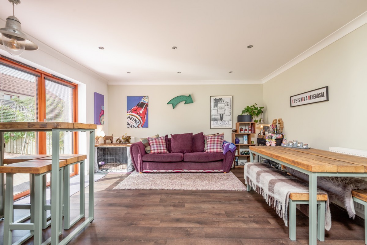 Carneil Gardens, Carnock