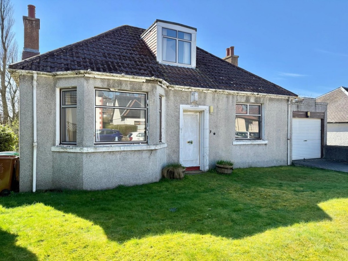 Miller Avenue, Crossford