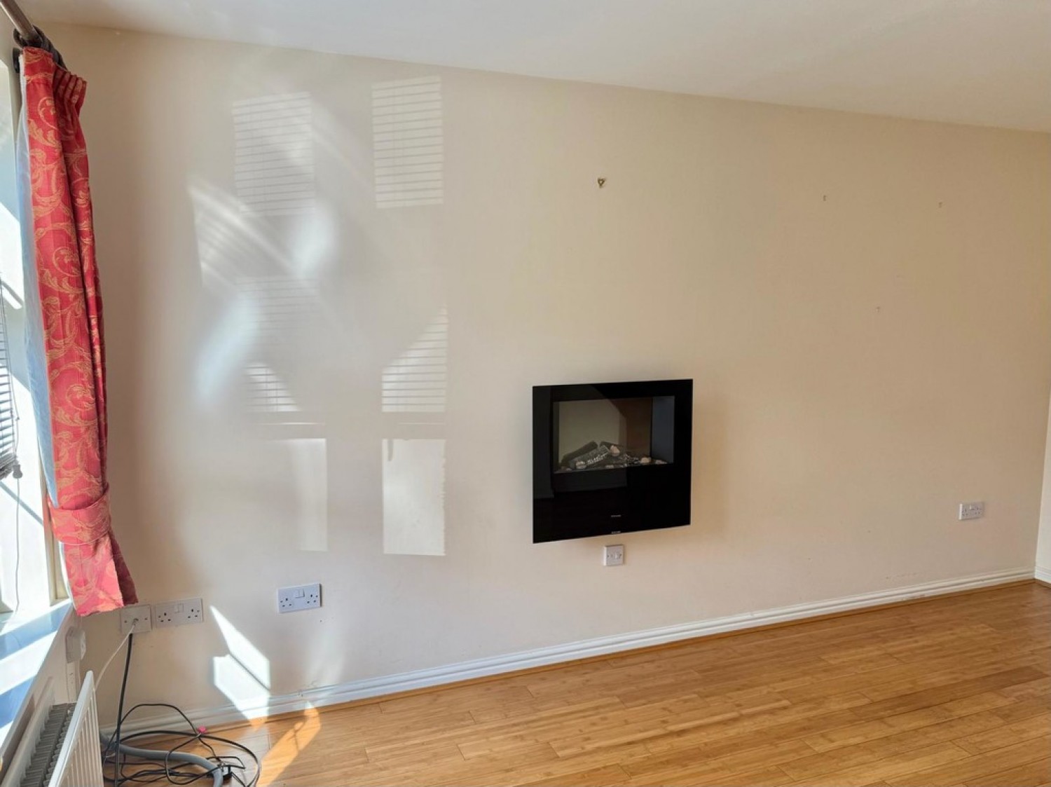 3 bedroom House in Fieldfare View, Dunfermline