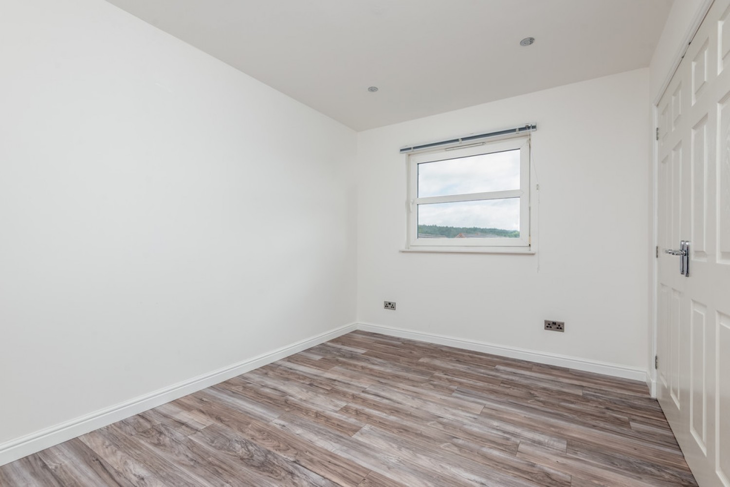 2 bedroom Flat for Sale Kingfisher Place, Dunfermline