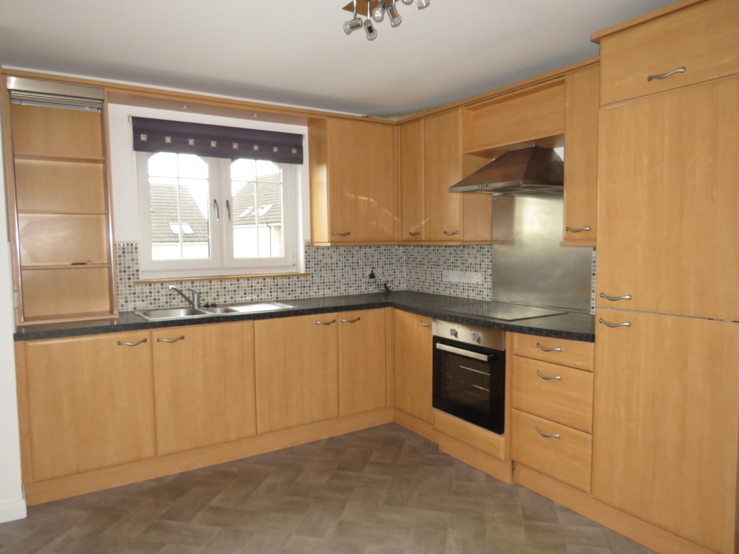 3 bedroom Flat for Letting Croft an Righ, Inverkeithing