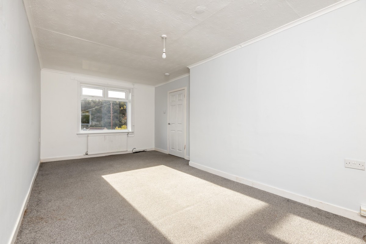 Sir George Bruce Road, Oakley