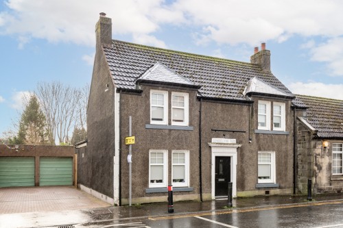 Main Street, Crossford