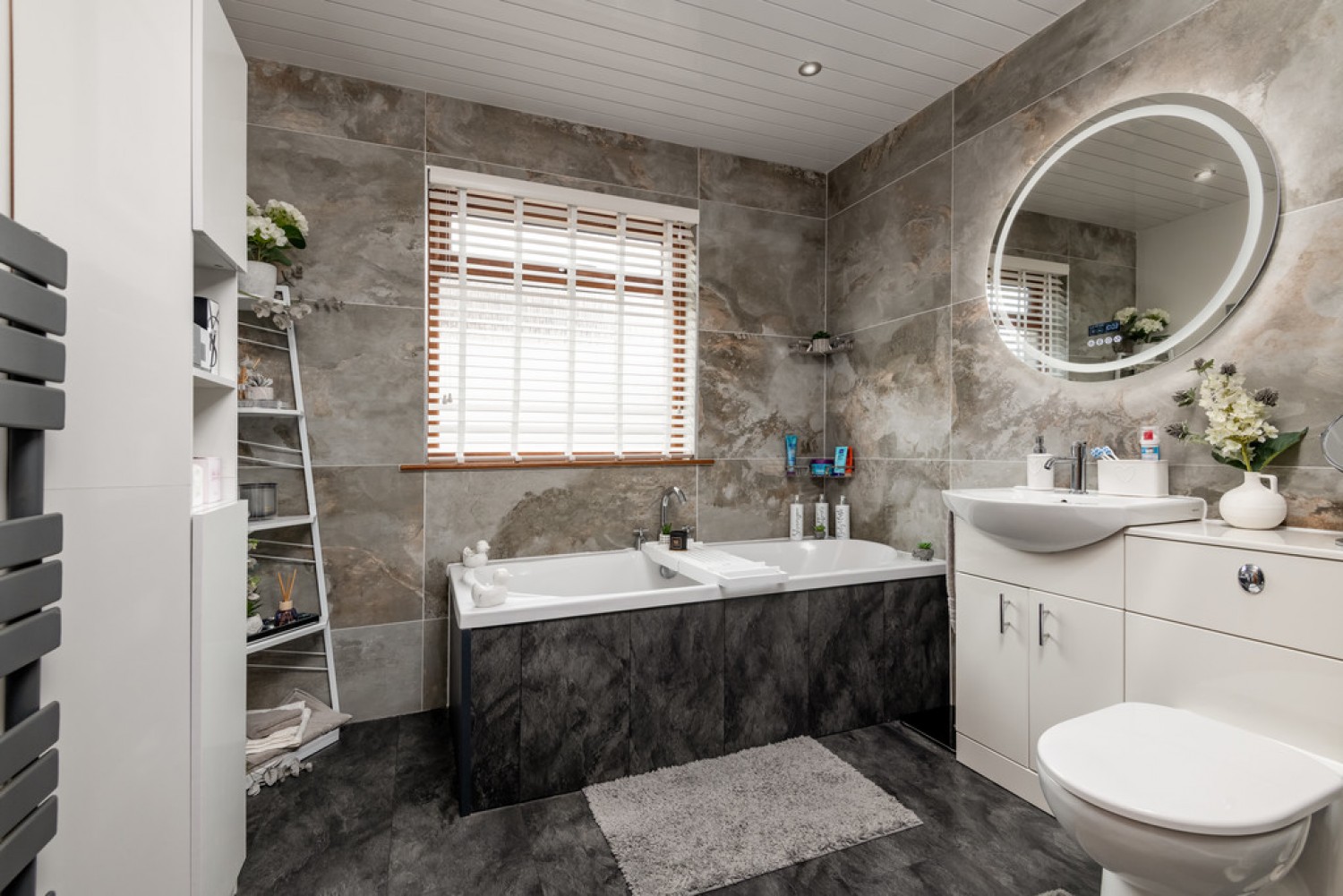 2 bedroom Bungalow for Sale The Willows, Kelty