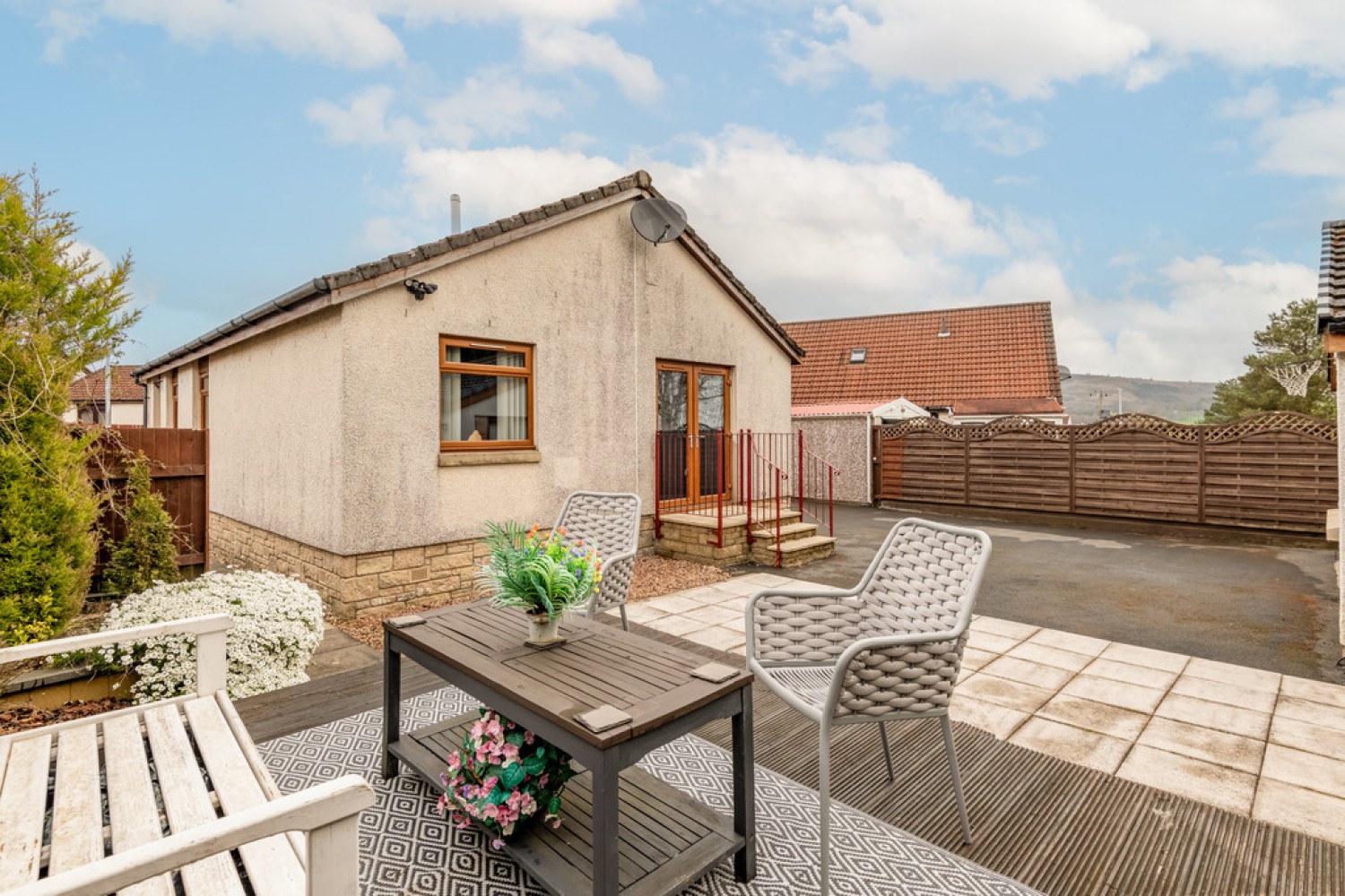 2 bedroom Bungalow for Sale The Willows, Kelty