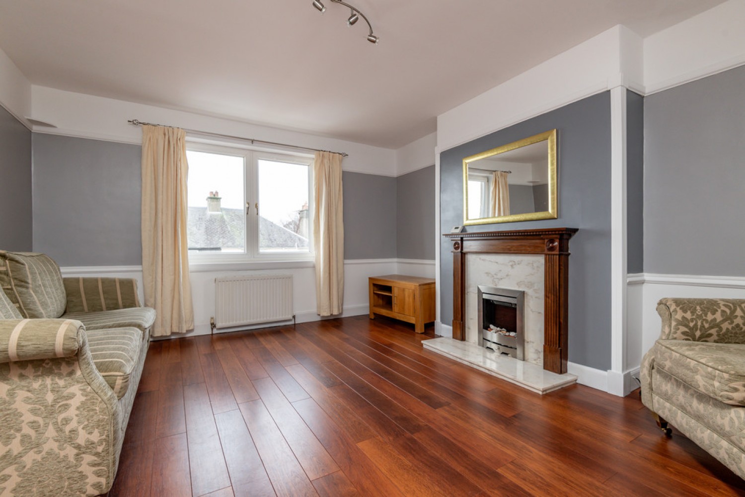 1 bedroom Flat for Sale East Avenue, Blairhall