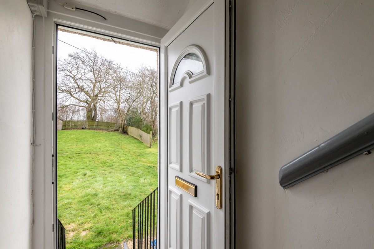 East Avenue, Blairhall