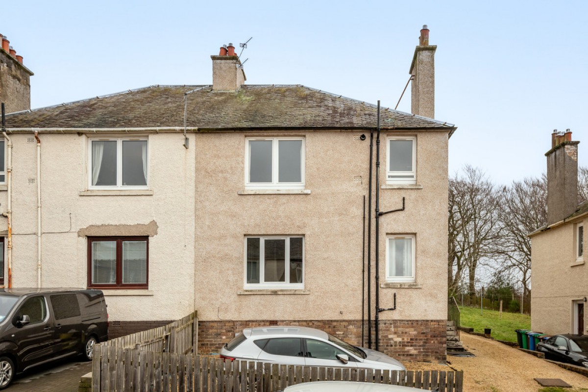 East Avenue, Blairhall