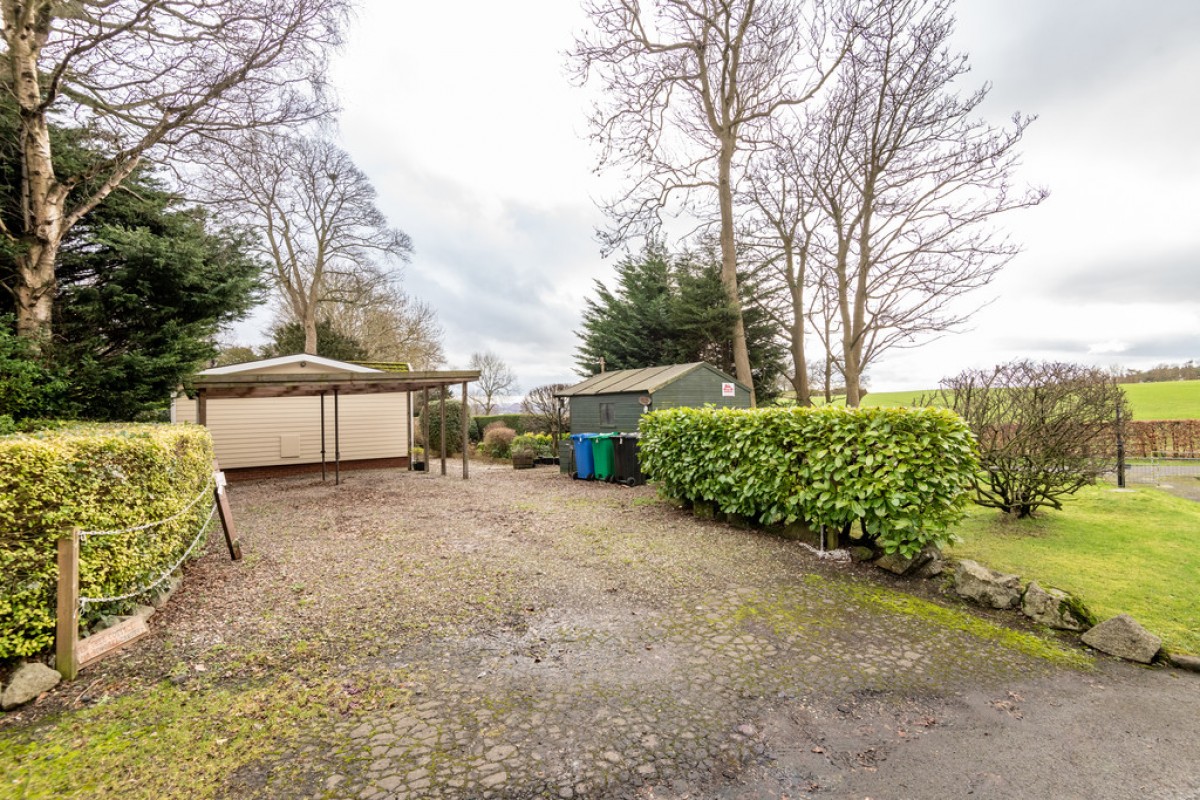 Fordell Gardens, Hillend