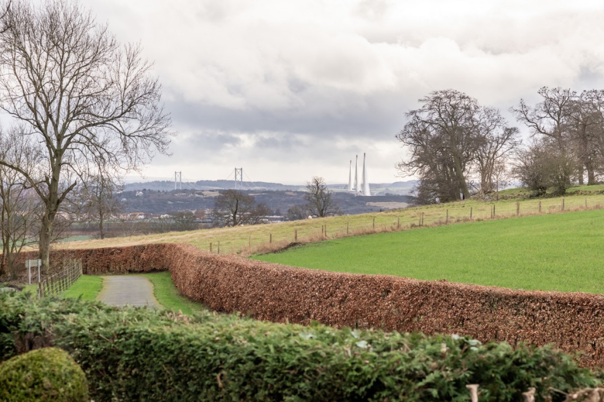 Fordell Gardens, Hillend