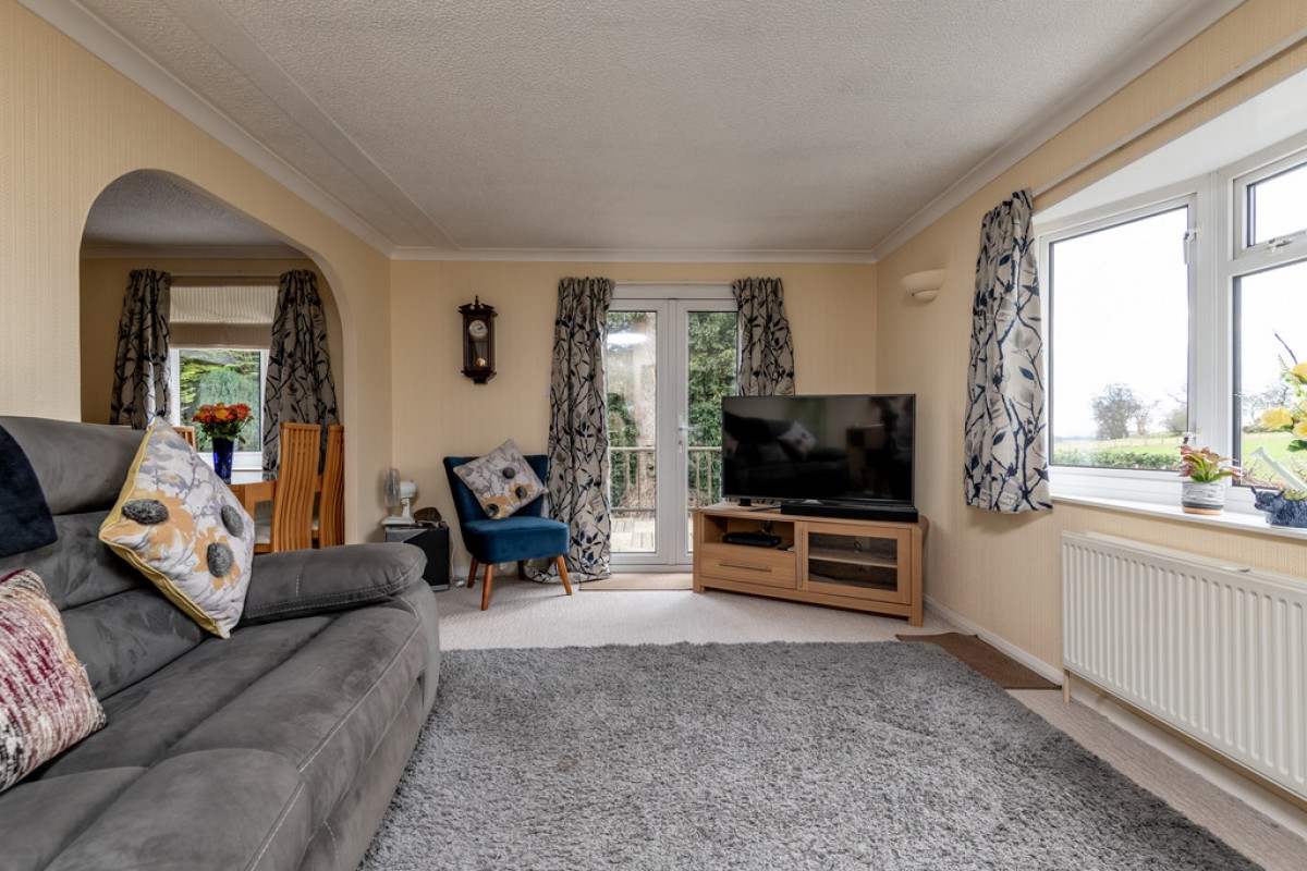 Fordell Gardens, Hillend