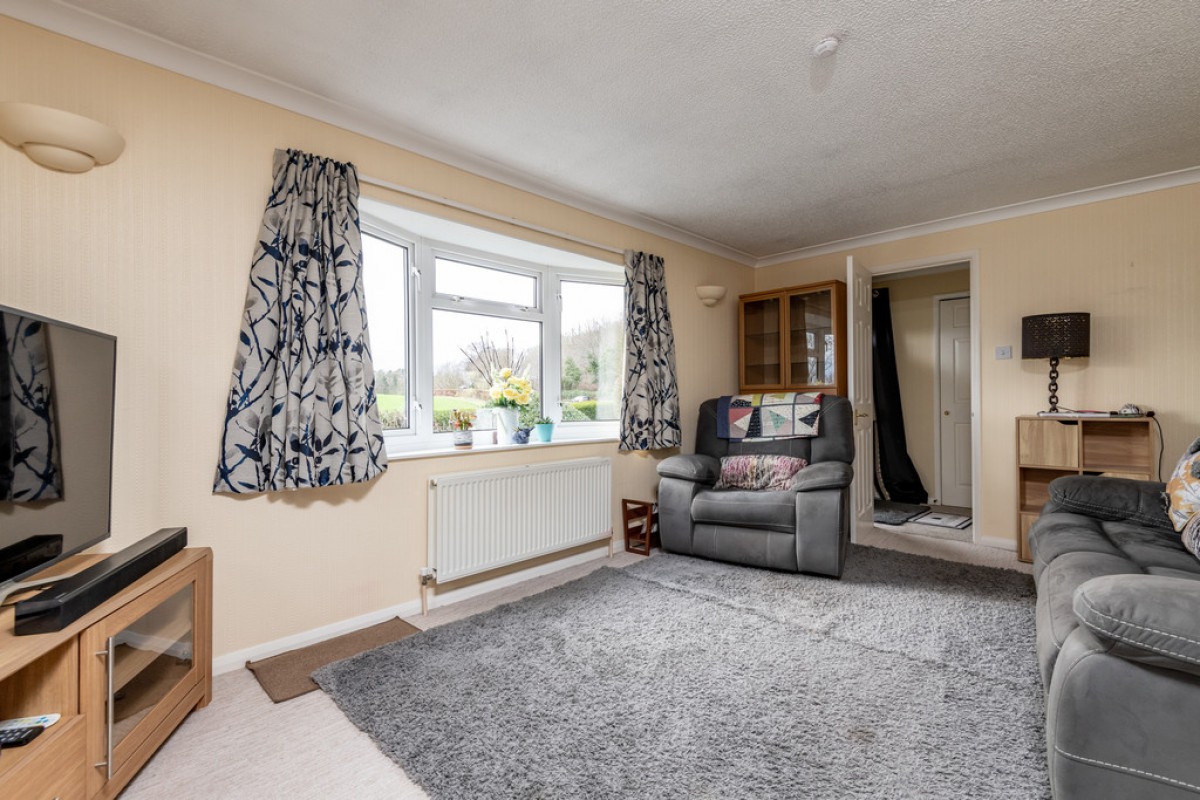 Fordell Gardens, Hillend