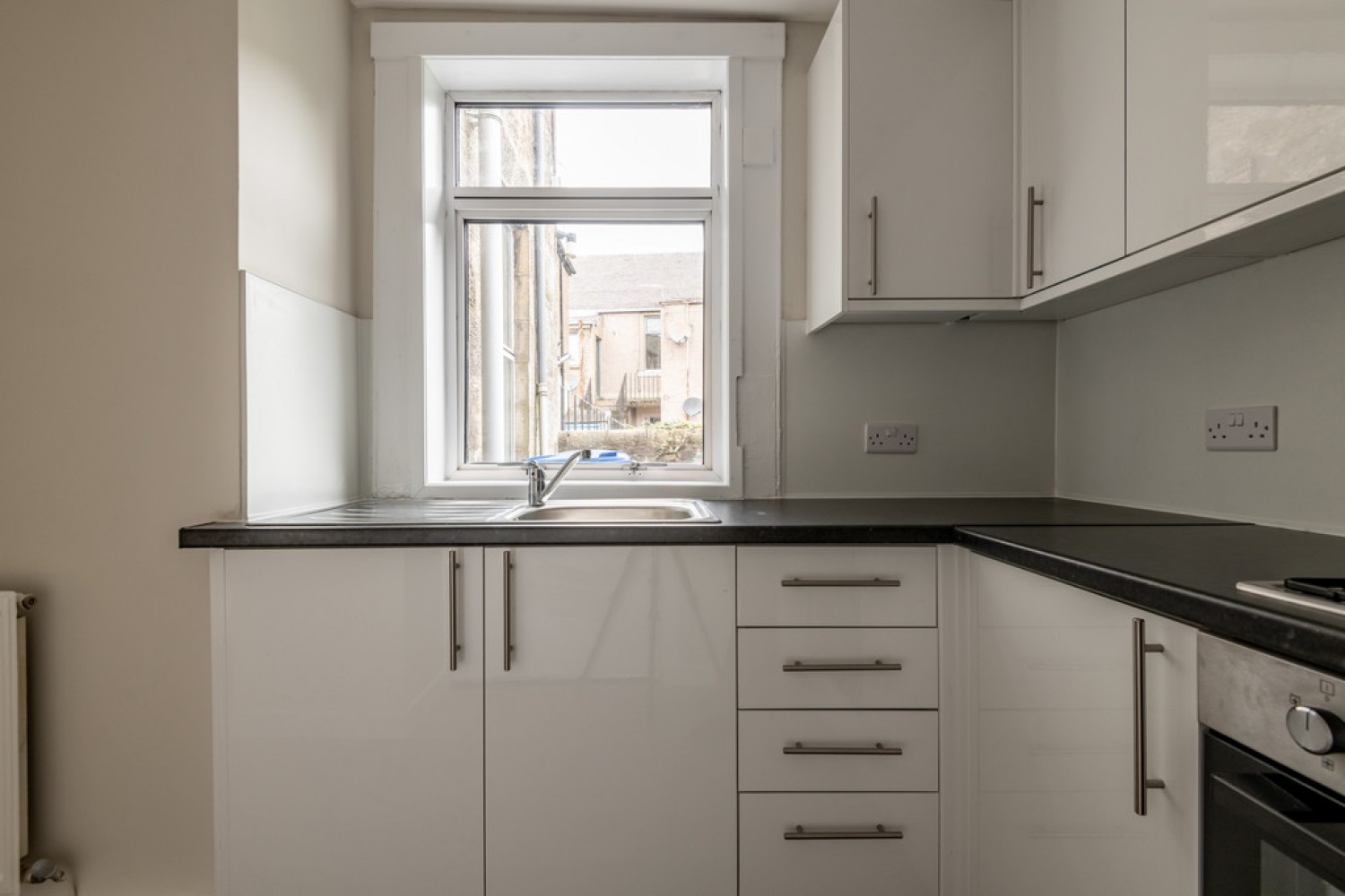 2 bedroom Flat for Sale Couston Street, Dunfermline