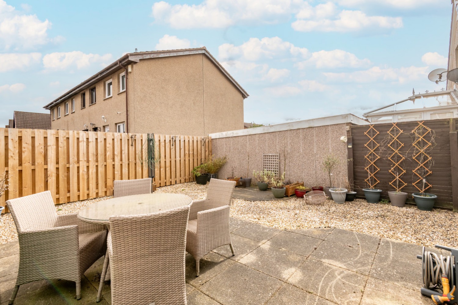 2 bedroom Bungalow for Sale Greycraigs, Cairneyhill