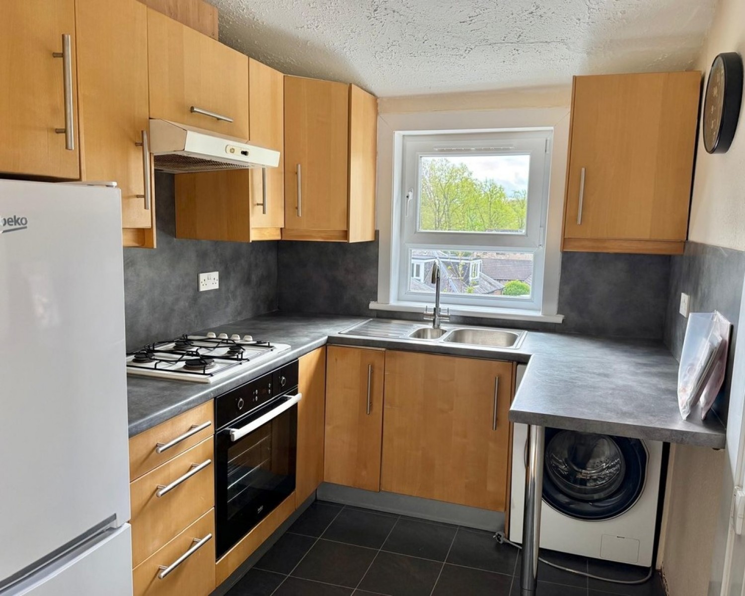 2 bedroom Flat for Letting Brucefield Avenue, Dunfermline