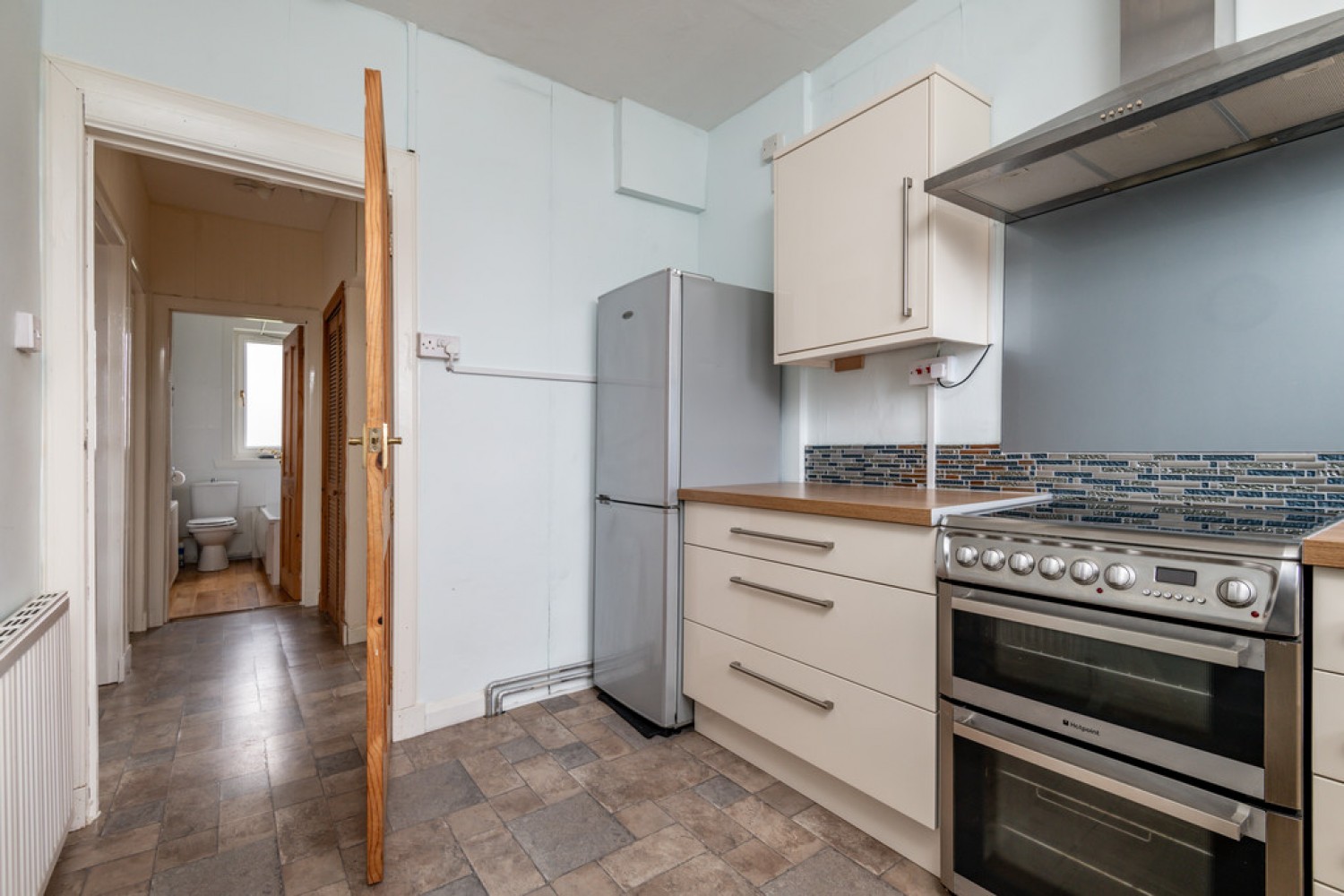 1 bedroom Flat for Letting East Avenue, Blairhall