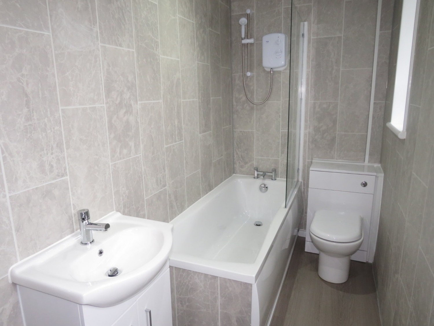 2 bedroom Flat for Letting Rintoul Avenue, Blairhall