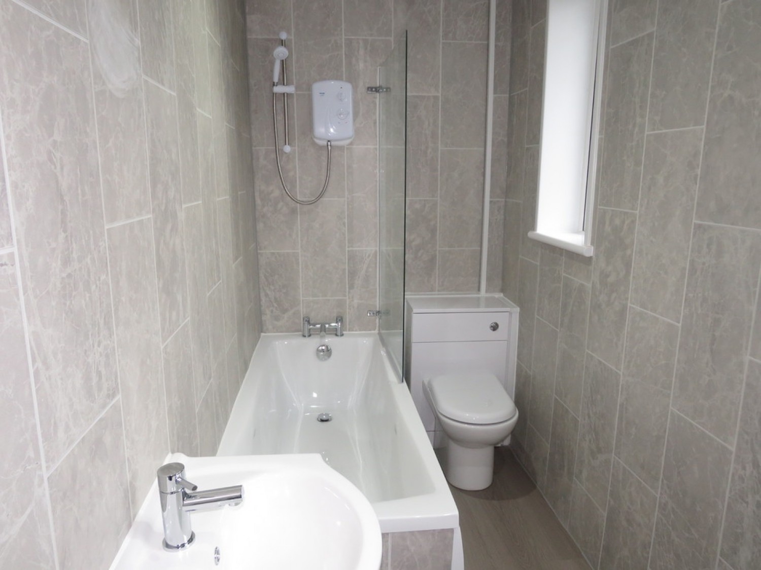 2 bedroom Flat for Letting Rintoul Avenue, Blairhall