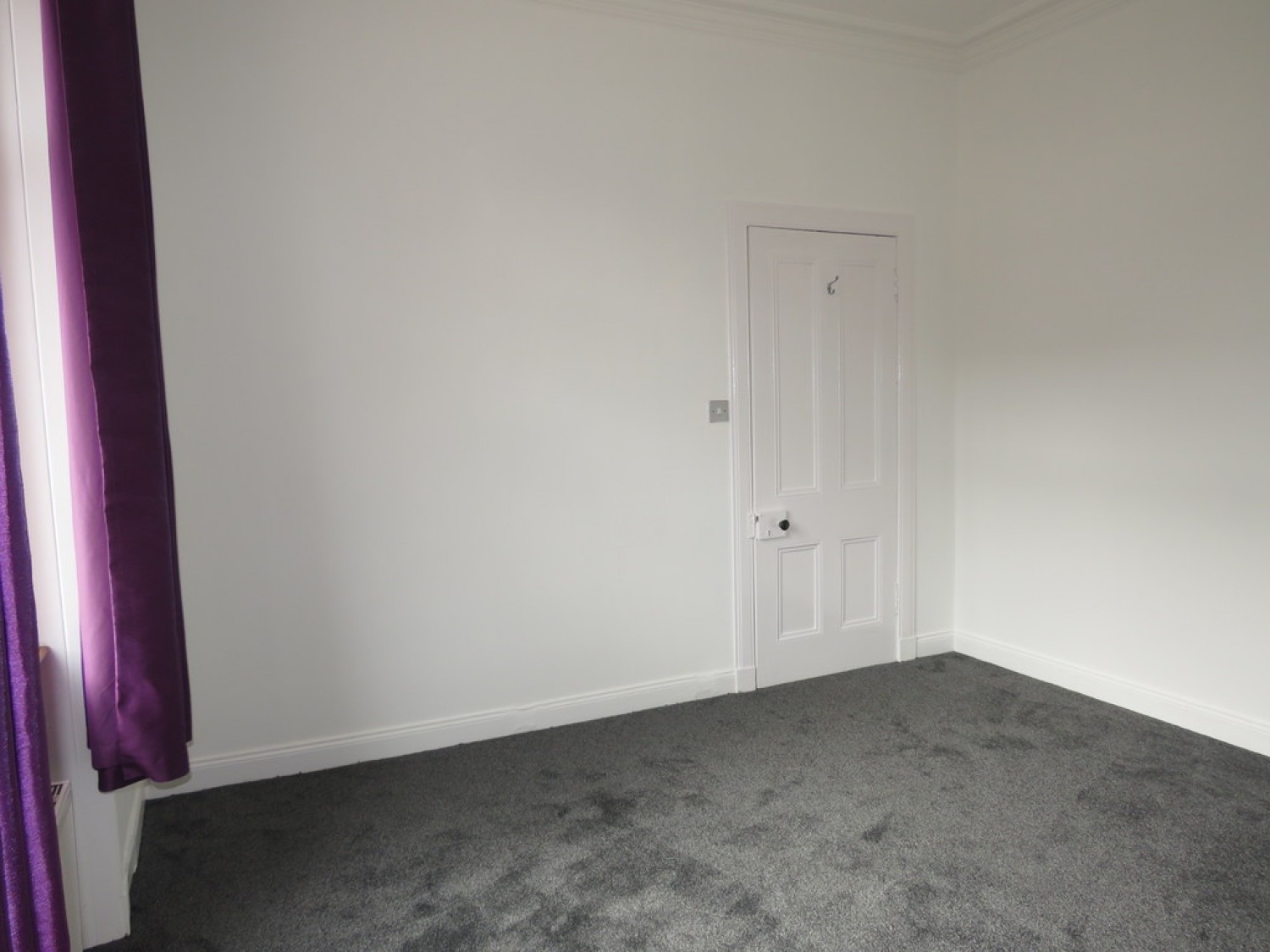 2 bedroom Flat for Letting Main Street, Townhill