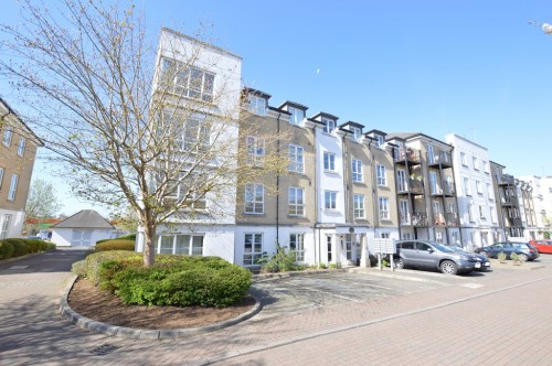 Howard Court, Tudor Way
