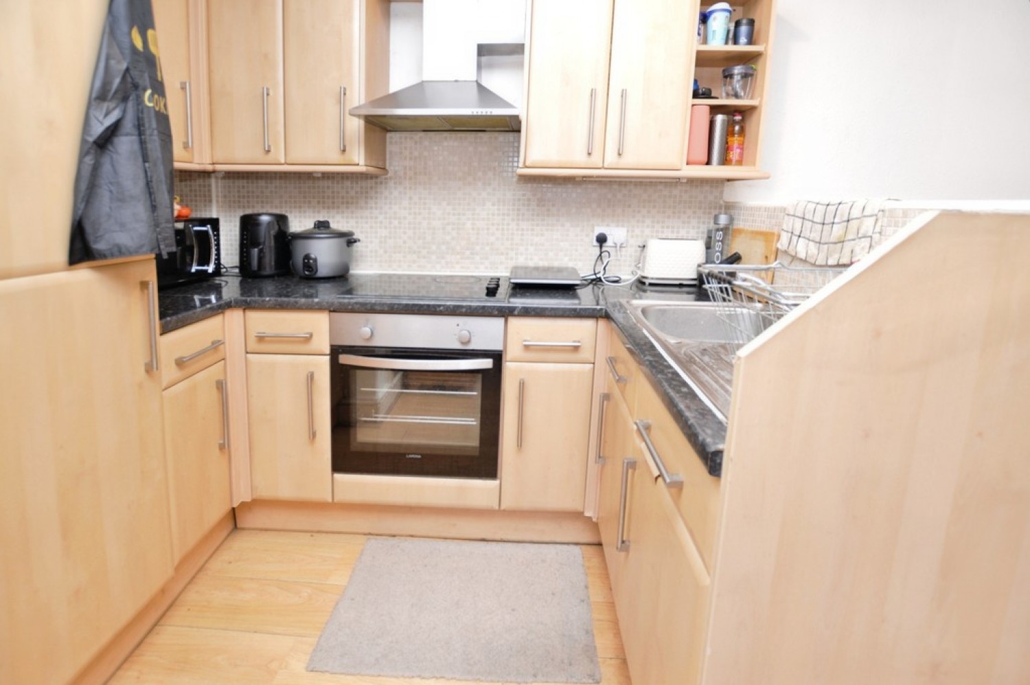 1 bedroom Flat in Wych Hill, Woking
