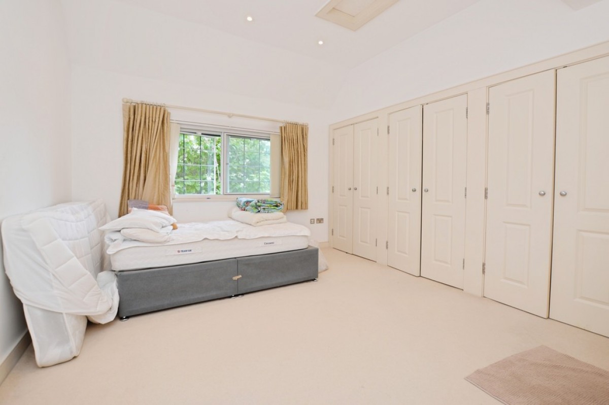 St. Johns Lodge, Woking