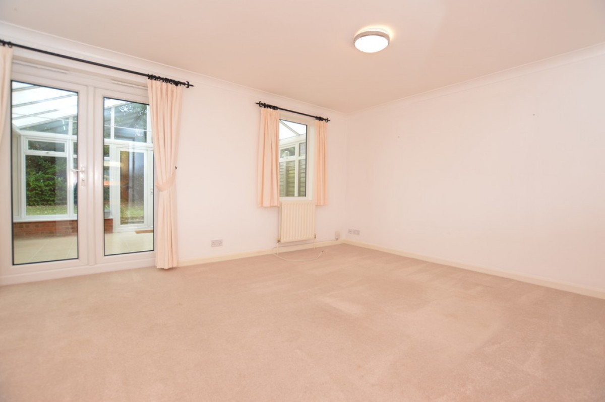 Candlerush Close, Woking, Surrey