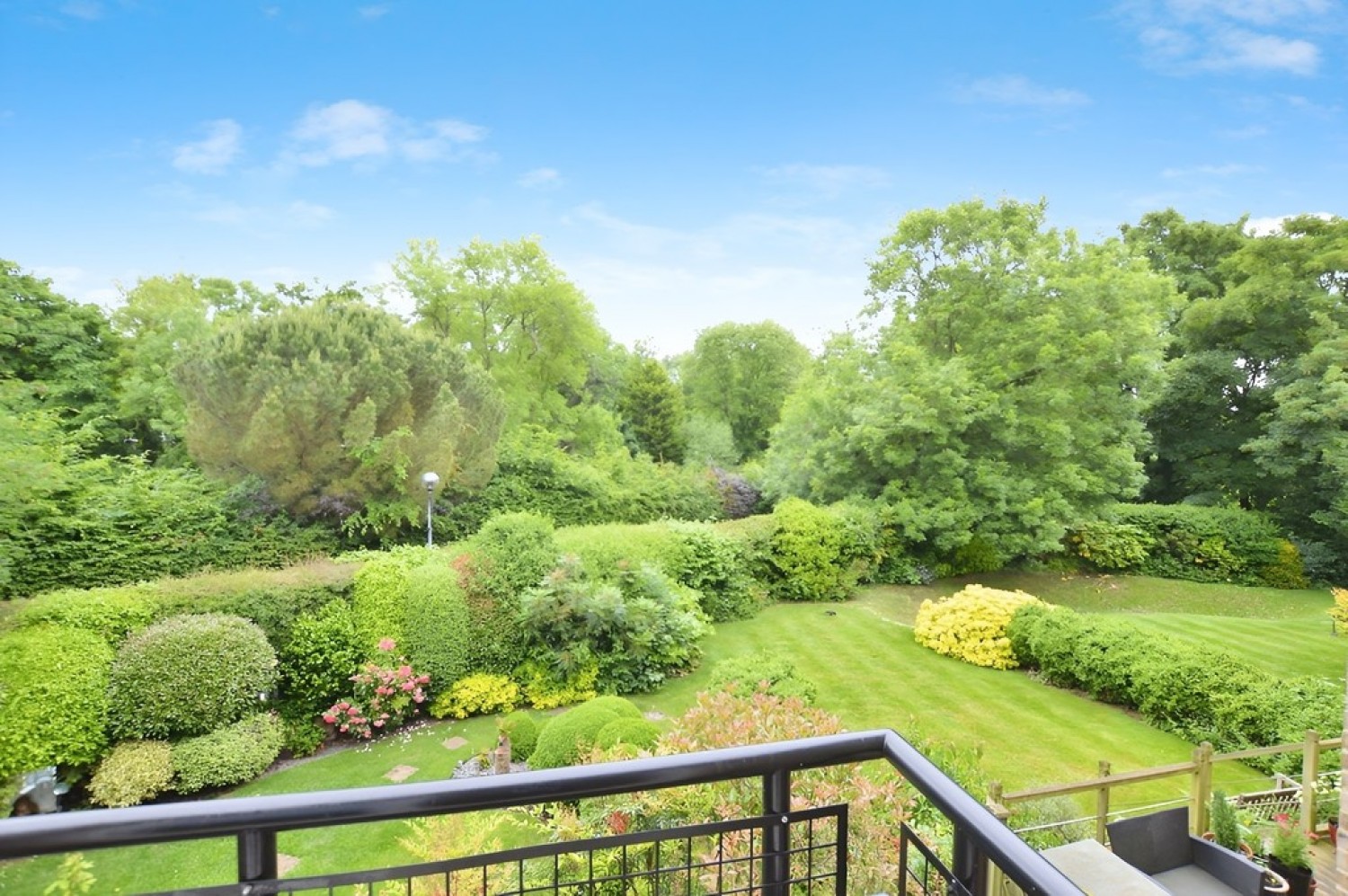 Jessamy Road, Weybridge, Surrey