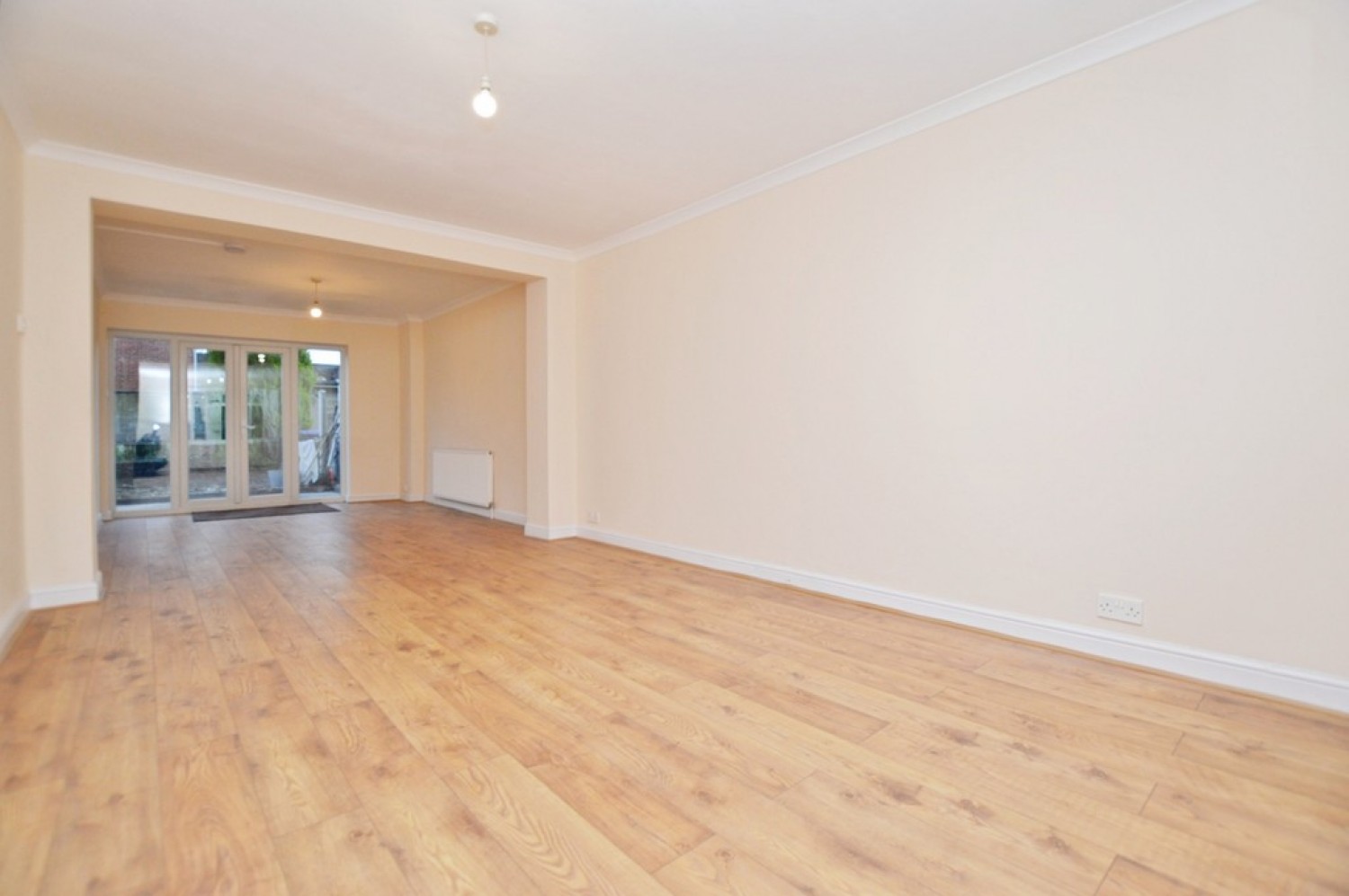 4 bedroom House for Letting Walton Road, Woking, Surrey